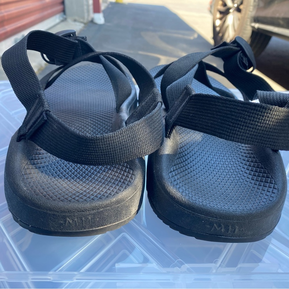 Chaco Solid Men’s Black Adjustable Ankle Strap Su… - image 6